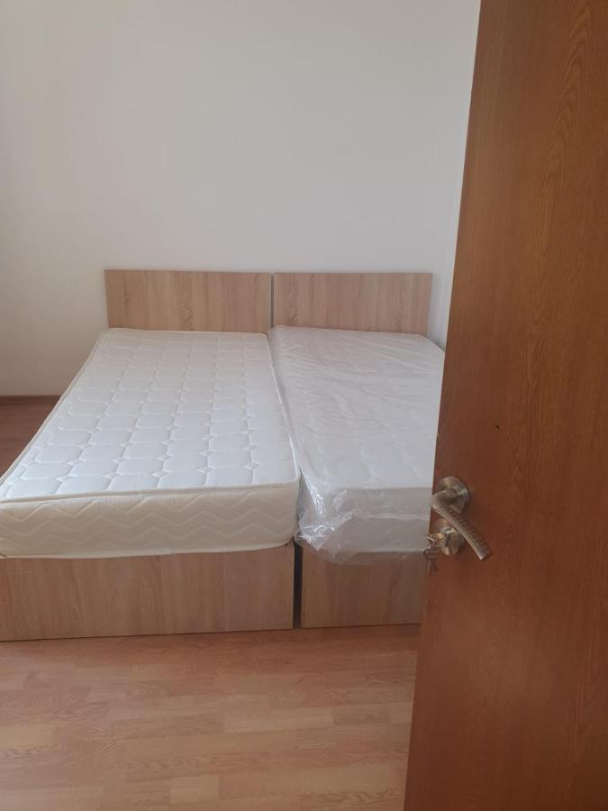 Cazare - Accommodation Bucharest Exterior photo