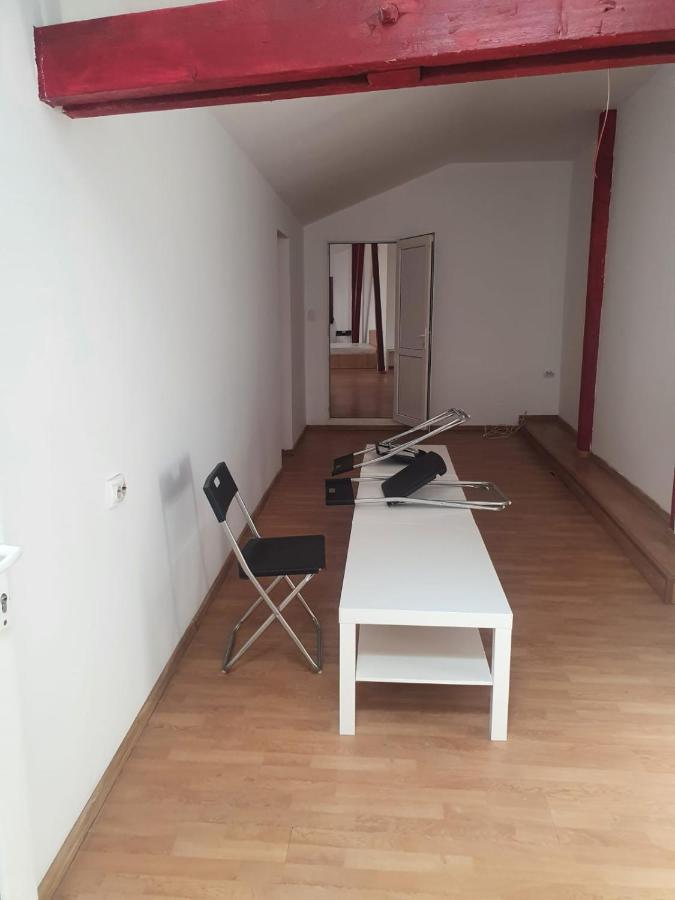 Cazare - Accommodation Bucharest Exterior photo